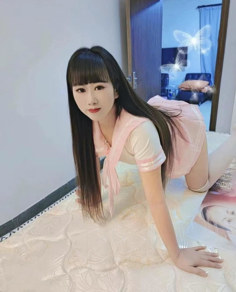 制服御姐柔柔
