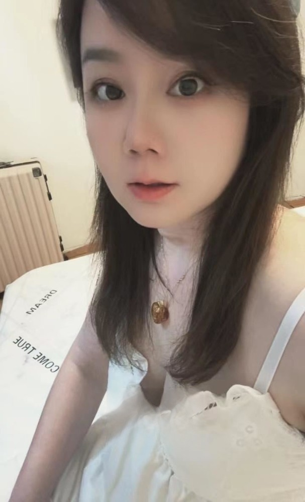 美胸御姐少妇