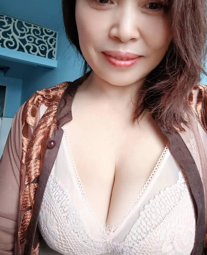 沙区丰满熟女