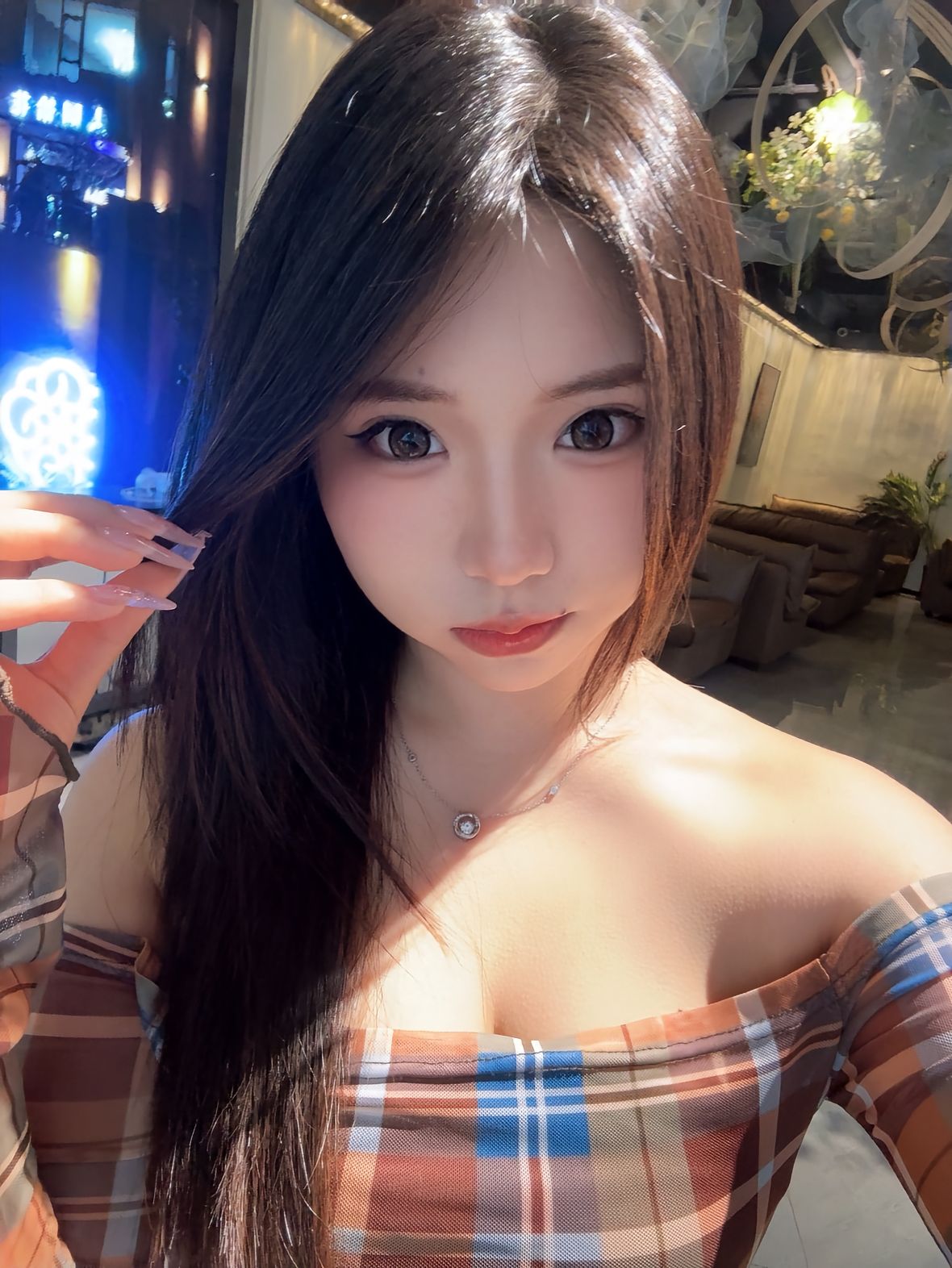 小烧妹莉莉