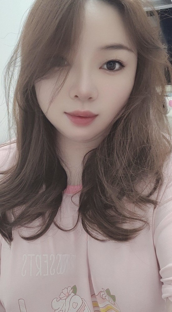 丰满肉肉妹