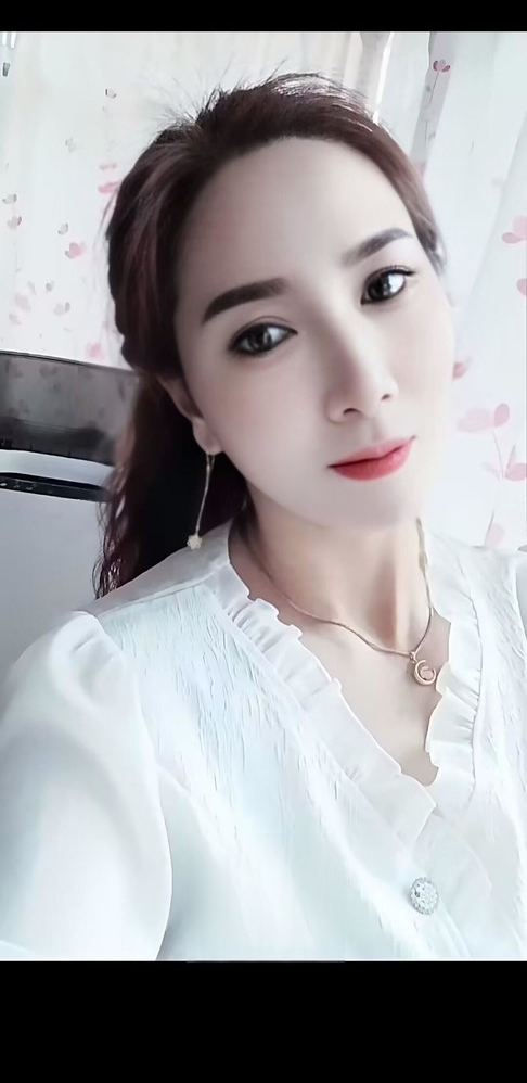 验证万润倩倩