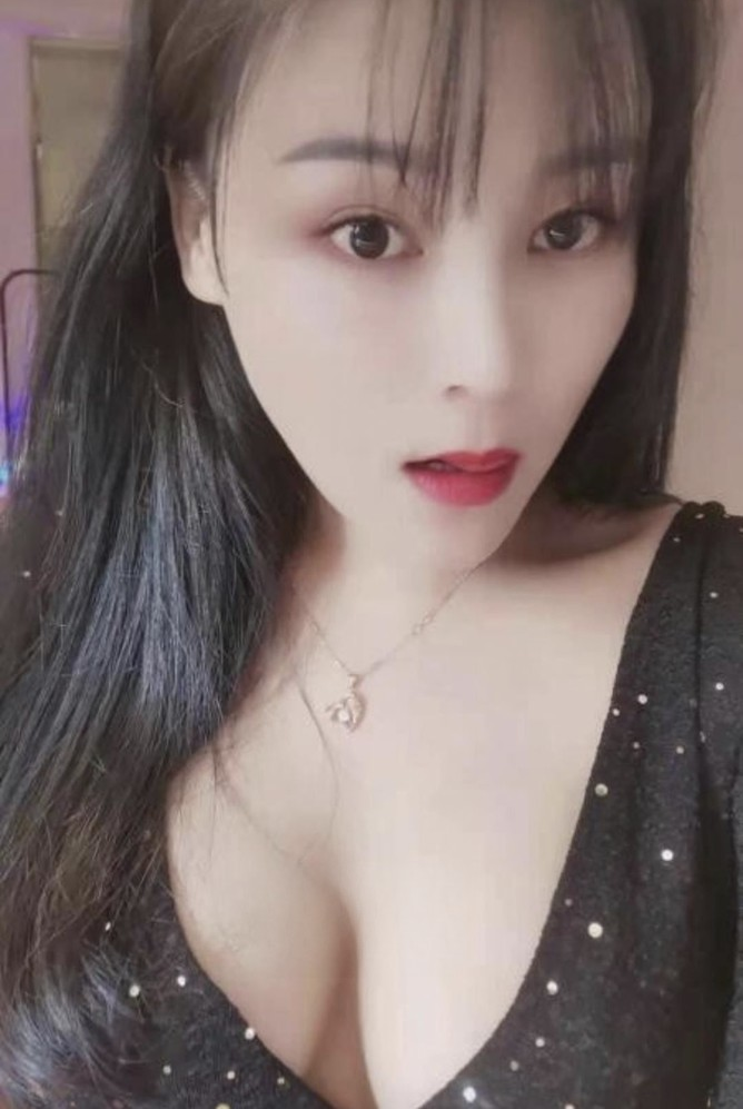 大长腿爽歪歪