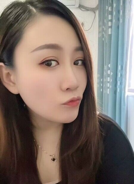远景路白牡丹