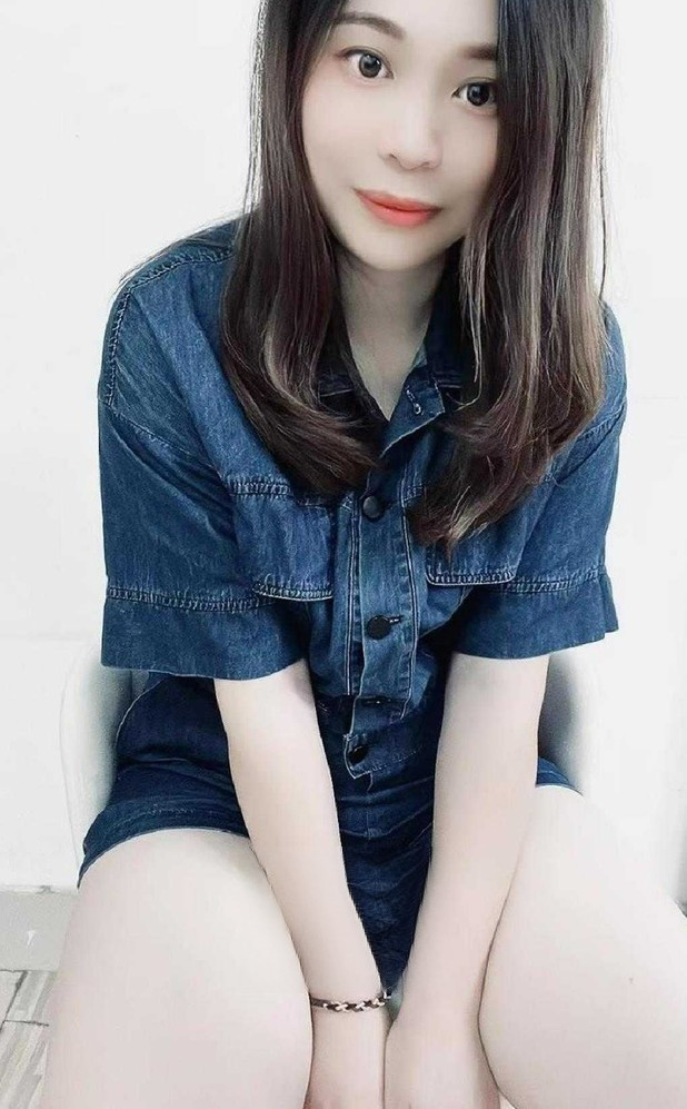 广州天河大胸妹子