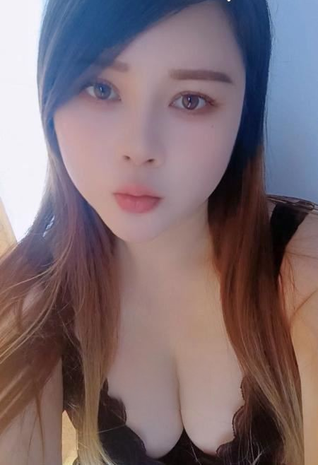 泄火大胸少妇