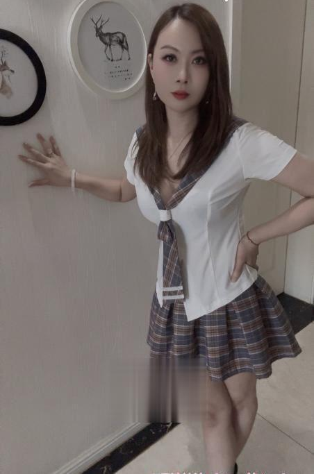 韵味十足少妇