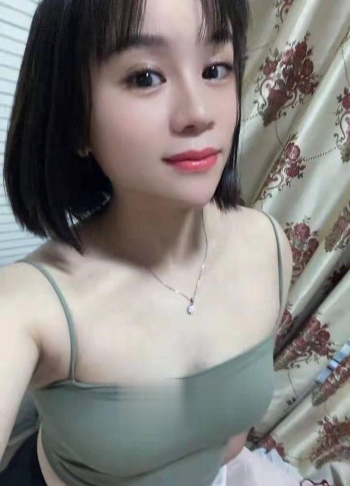 新人嫩穴小兰