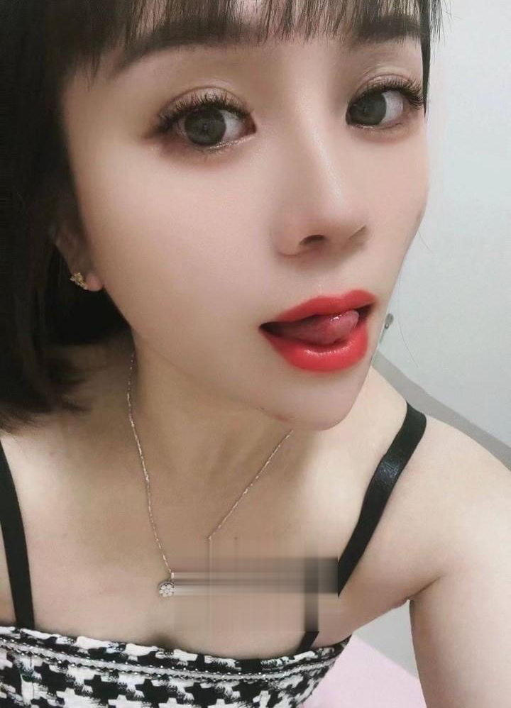 新人嫩穴小兰