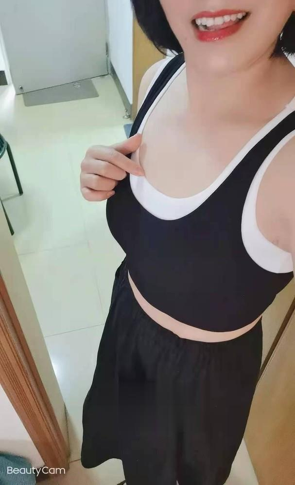 朝阳舌吻骚少妇