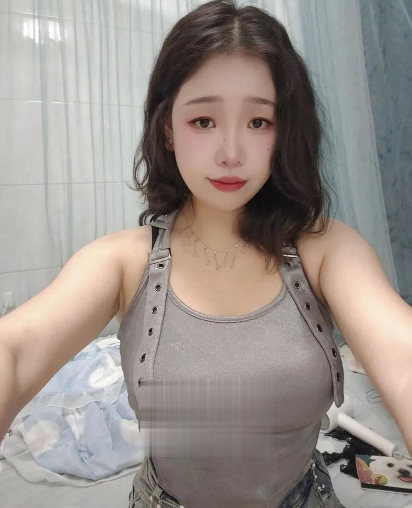 美乳翘臀糖糖