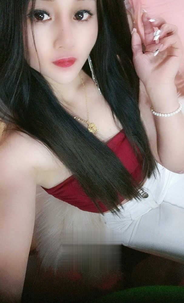 杨浦高冷冰冰