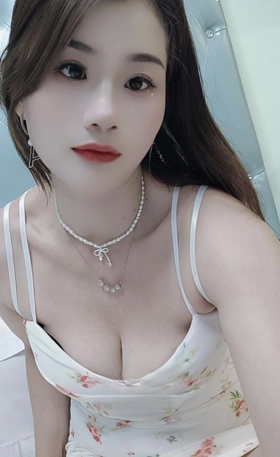 性感颜值大奶晓晓