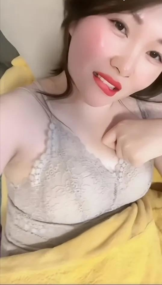 丰胸少妇