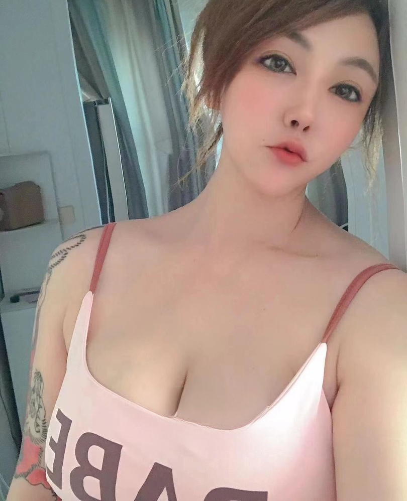 江宁丰润大白兔纹身妹