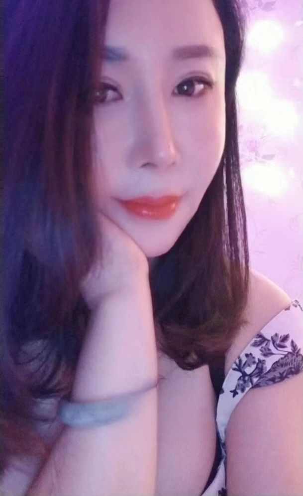 肥臀大奶骚妇丫丫
