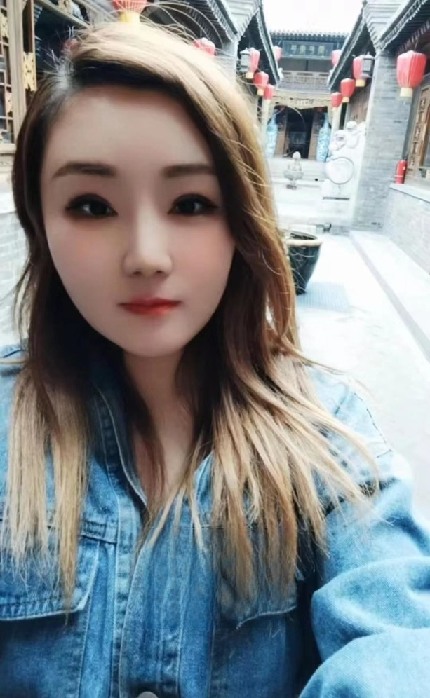 胸漂亮手感好的妹妹