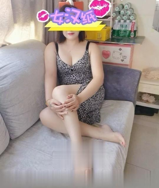 沙区微坦大胸姐