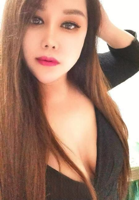白云风情少妇