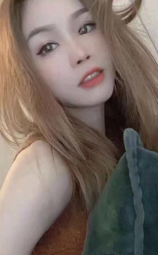 浦东套装少妇