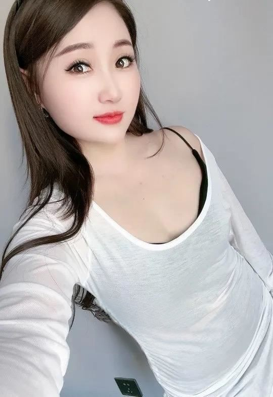 美艳娇妻