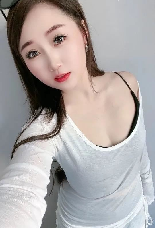 美艳娇妻