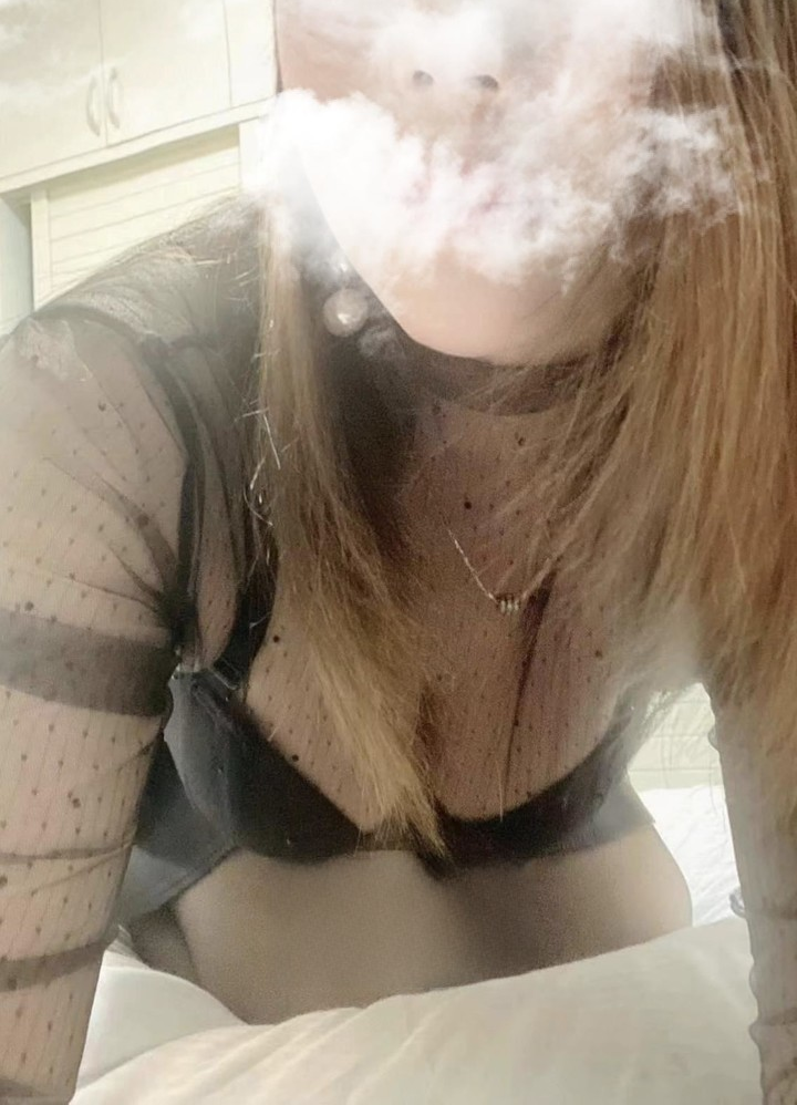 西山区翘臀丝袜熟女