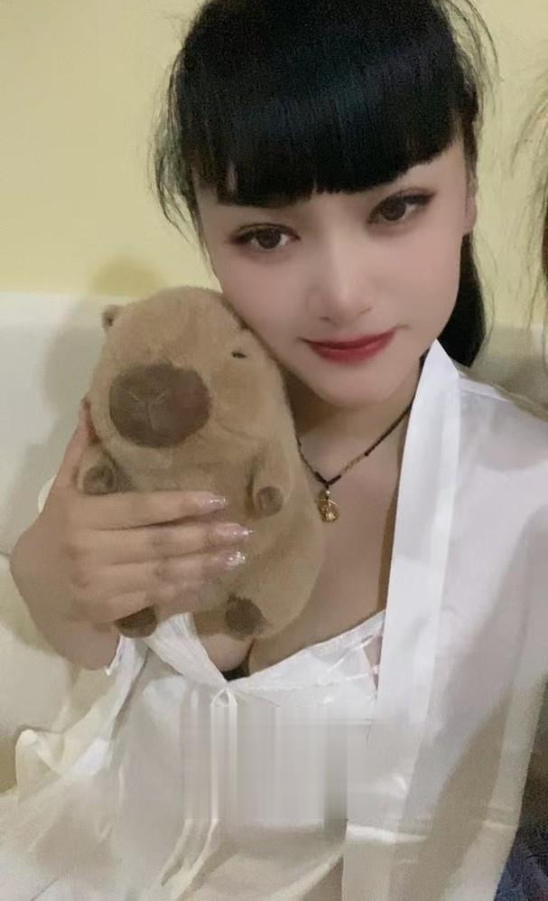 南开性感大奶少妇