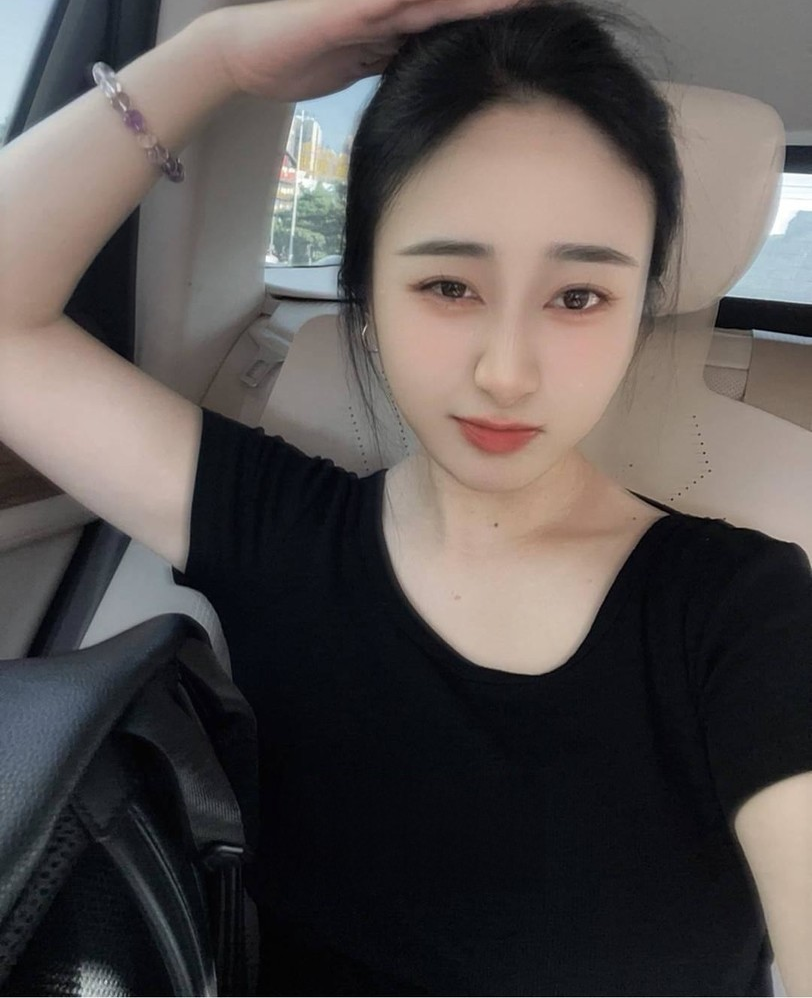 龙柏服务系御姐