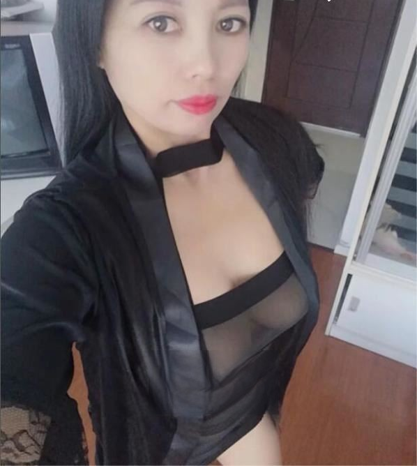 朝阳黑丝大胸倩倩