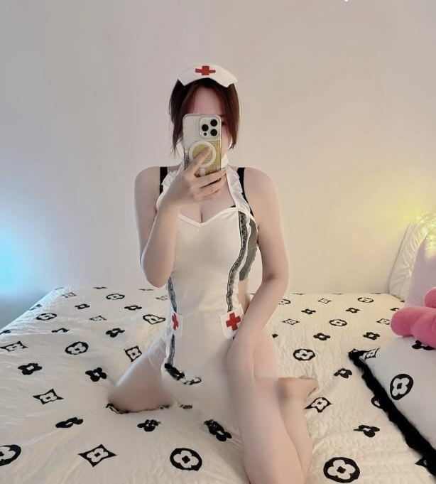 番禺轻熟制服黑丝欣然