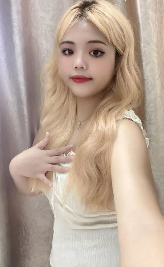 再约潮喷南方小妹