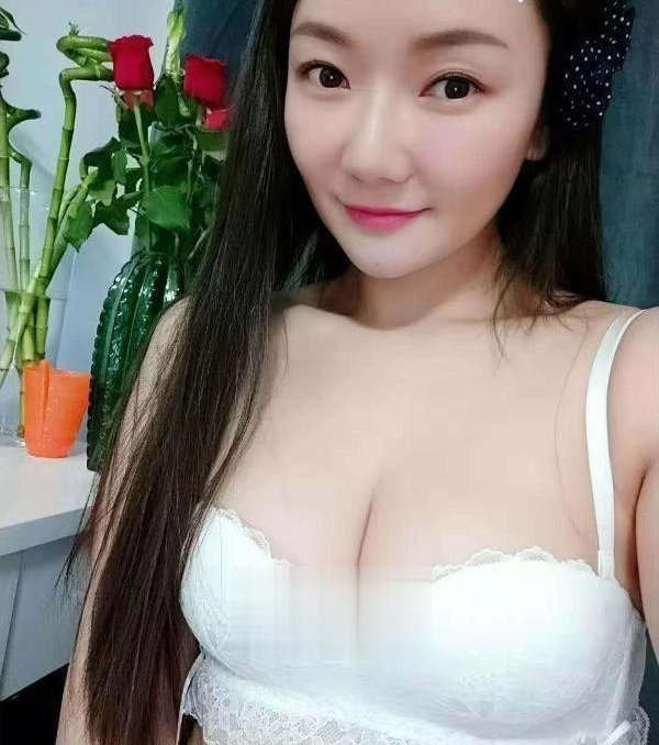 青浦大胸服务好妹子