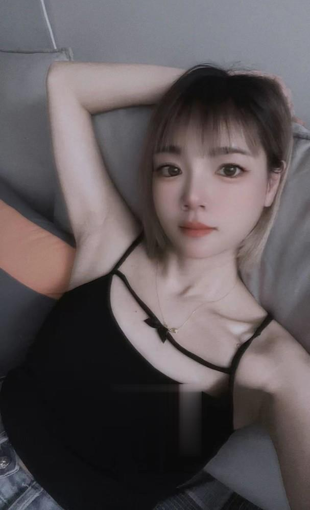 年轻风骚小惠