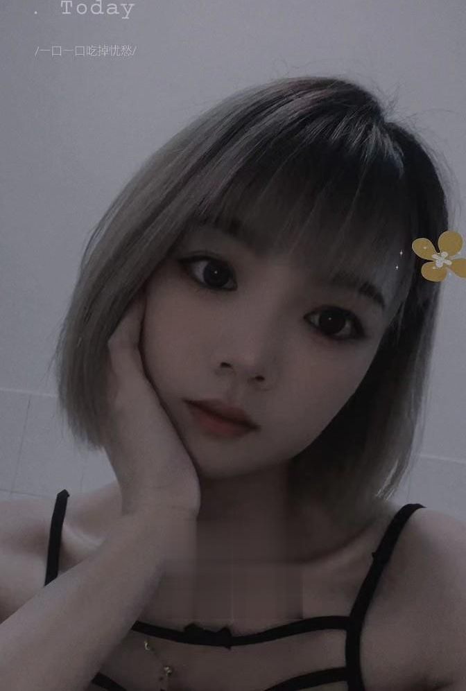年轻风骚小惠