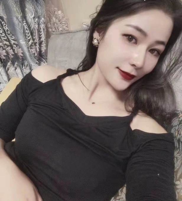颜值勾魂美少女