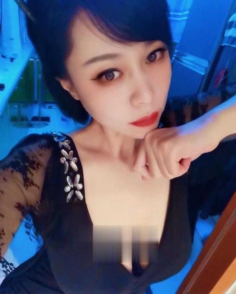 美乳婀娜多姿迷人姐姐会配合非常nice