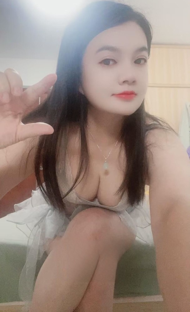 爱口爆的小嫂子