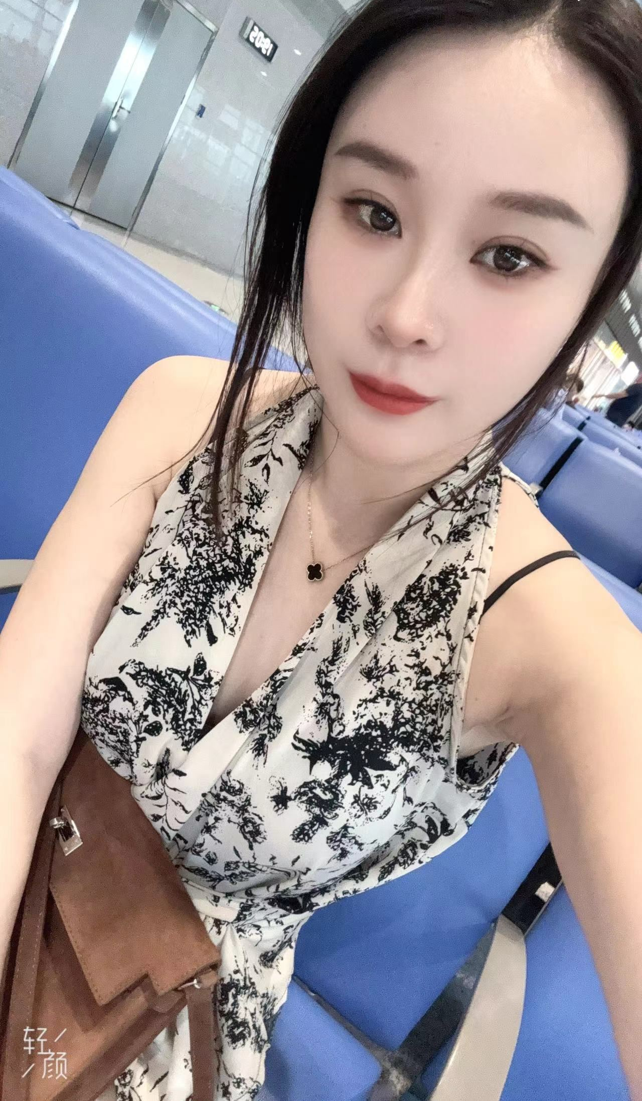 成都大胸水嫩妹子