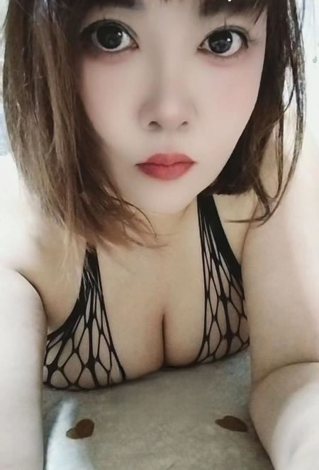肥臀巨乳骚妇