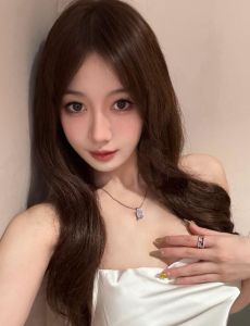 清纯高颜值性感御姐