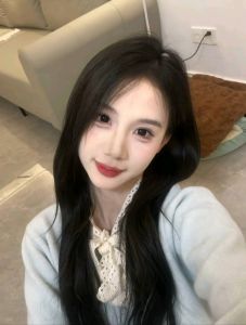 舌吻清新小茶依依