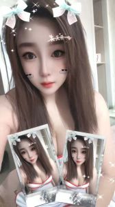 年轻漂亮长腿少女服务好