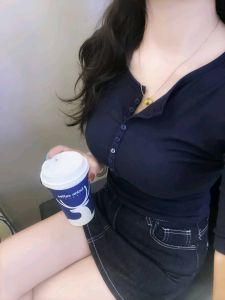 颜值控长腿小姐姐SPA中项