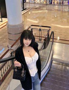 服务系美少妇