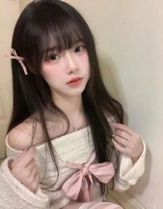 小美女丝袜制服诱惑