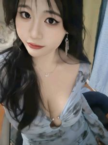【西湖区】丰乳肥臀小骚妹
