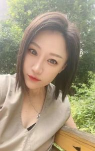 【铁西区】短发美女