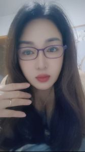 丰乳肥臀美艳少妇