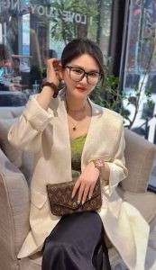 浦东区翘臀少妇
